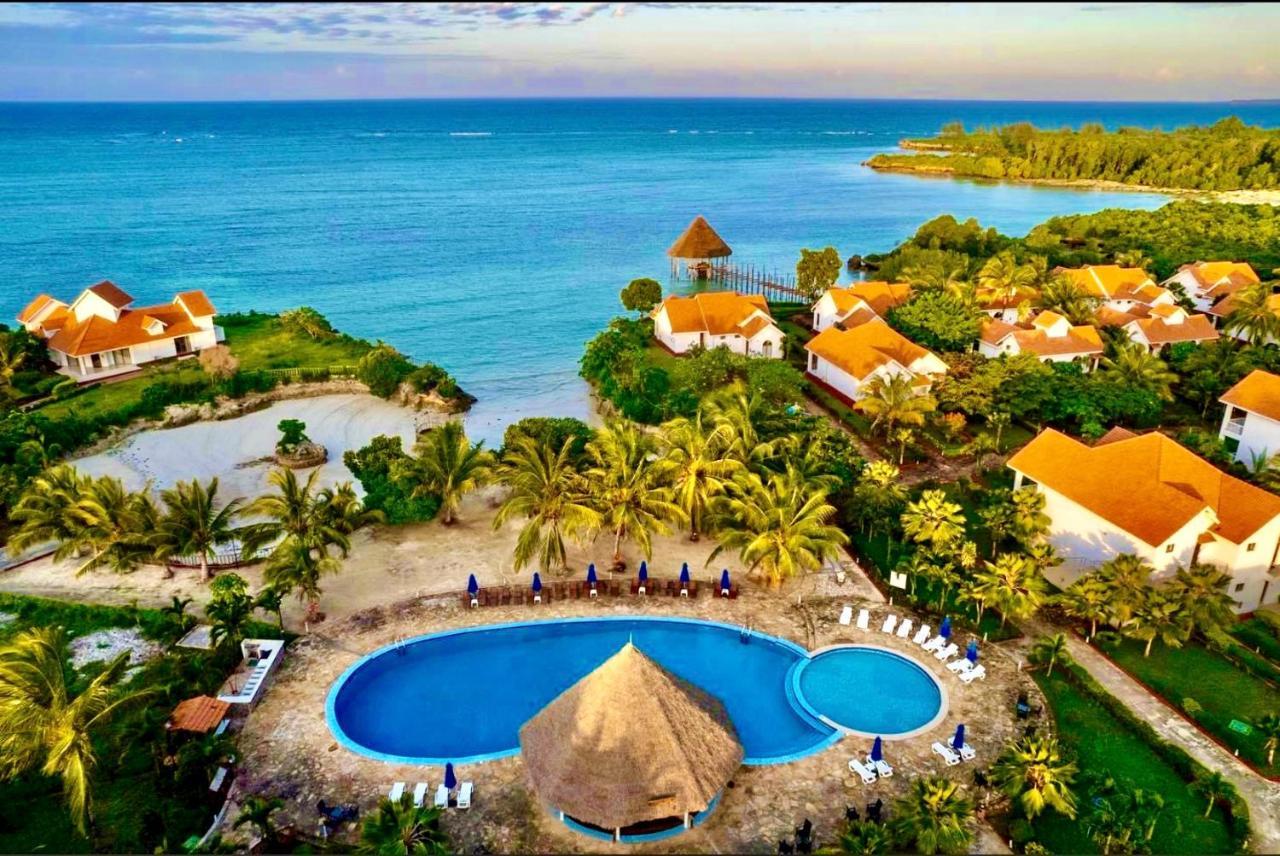 Azao Resort & Spa Понгве Экстерьер фото