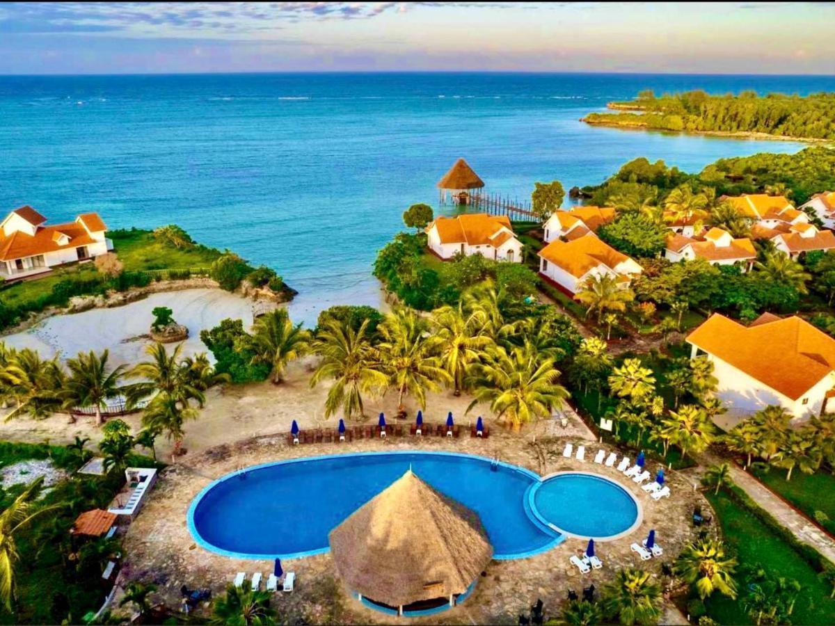 Azao Resort & Spa Понгве Экстерьер фото